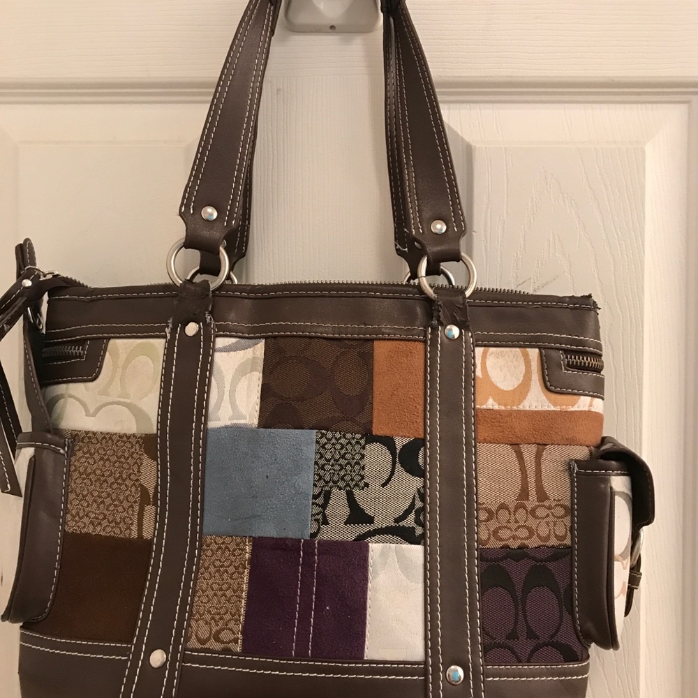 Authentic Coach Handbag - Picture 4 of 6